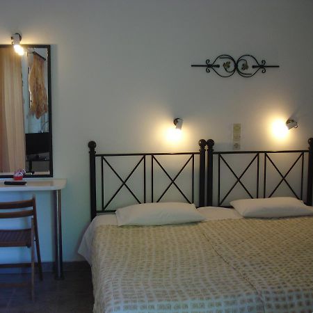 Iron House Apartment Agios Georgios  Exterior photo